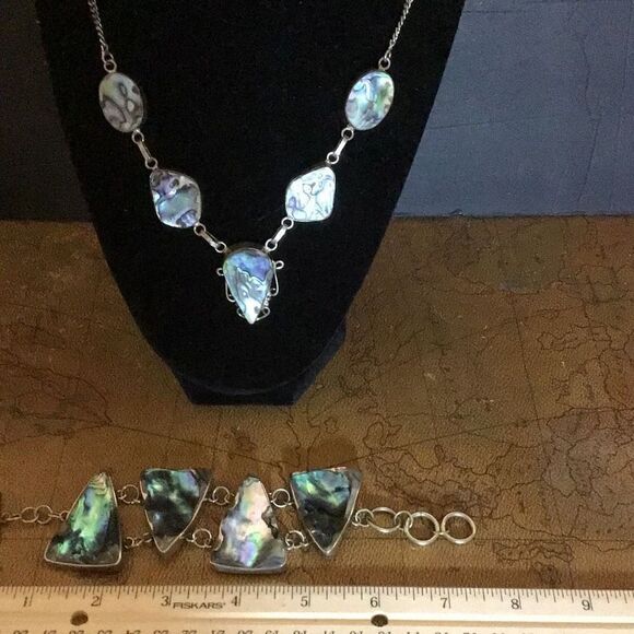 Necklace and bracelet set abalone shell from estate sale in New Orleans - Picture 1 of 6